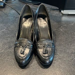 Women’s shoes